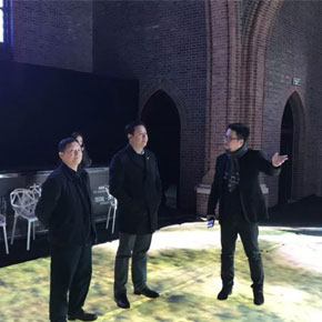 热烈欢迎江西省南昌市红谷滩新区管委会主任毛顺茂一行人赴上海考察