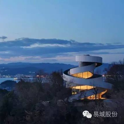 走出婚礼教堂，走进潮流地标